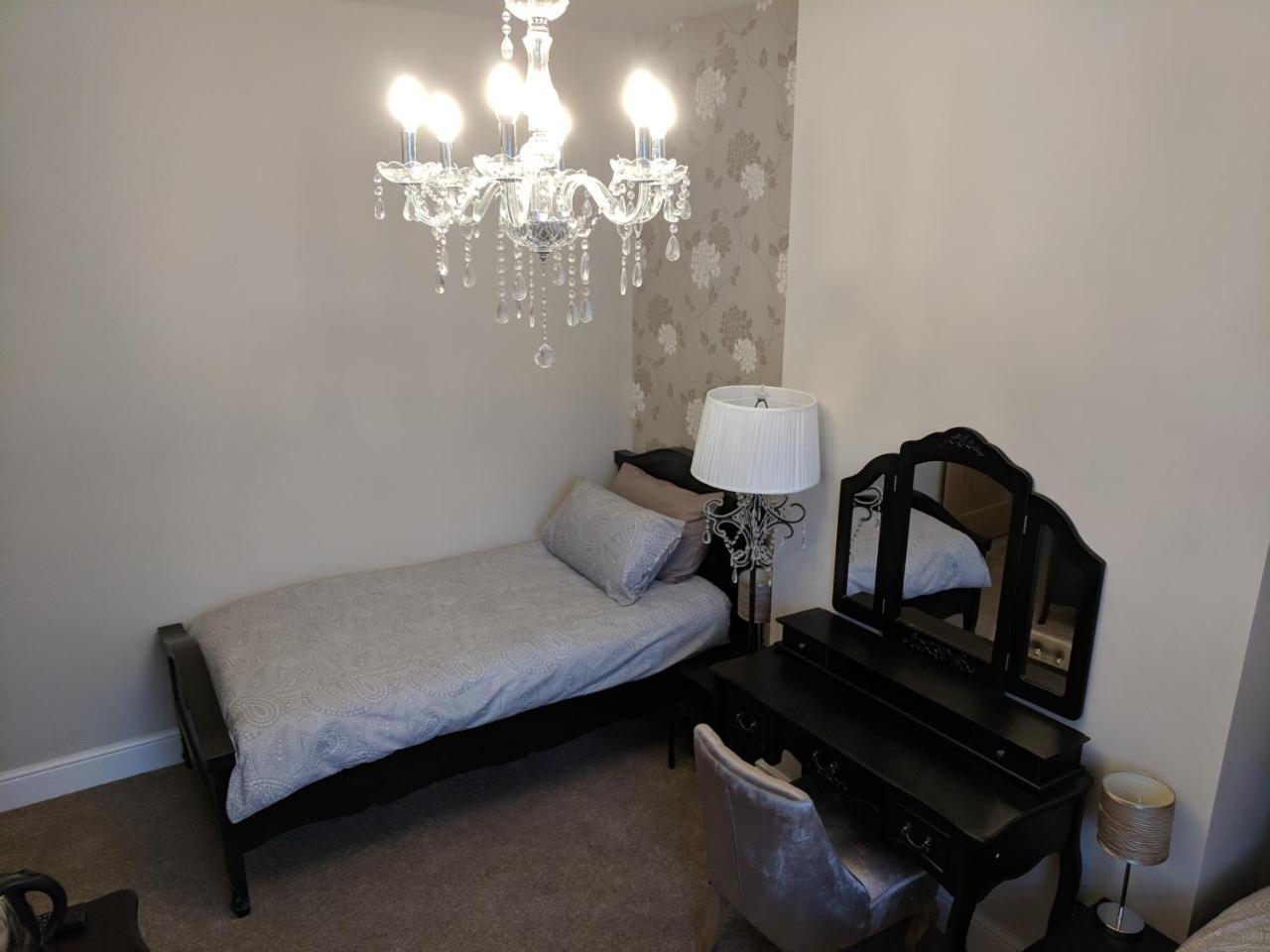 Lion House Bed & Breakfast With Restaurant Combe Martin Zewnętrze zdjęcie